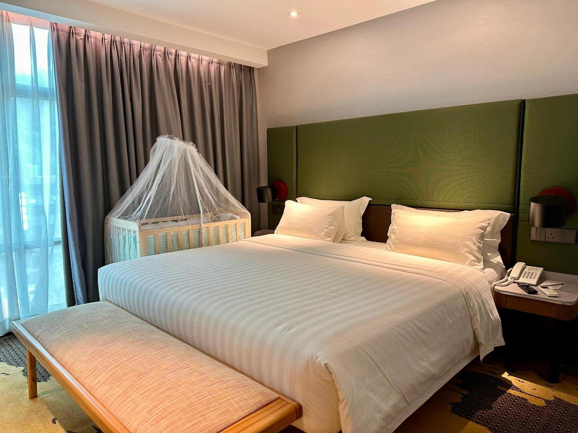 King Park Hotel Kota Kinabalu Kültér fotó