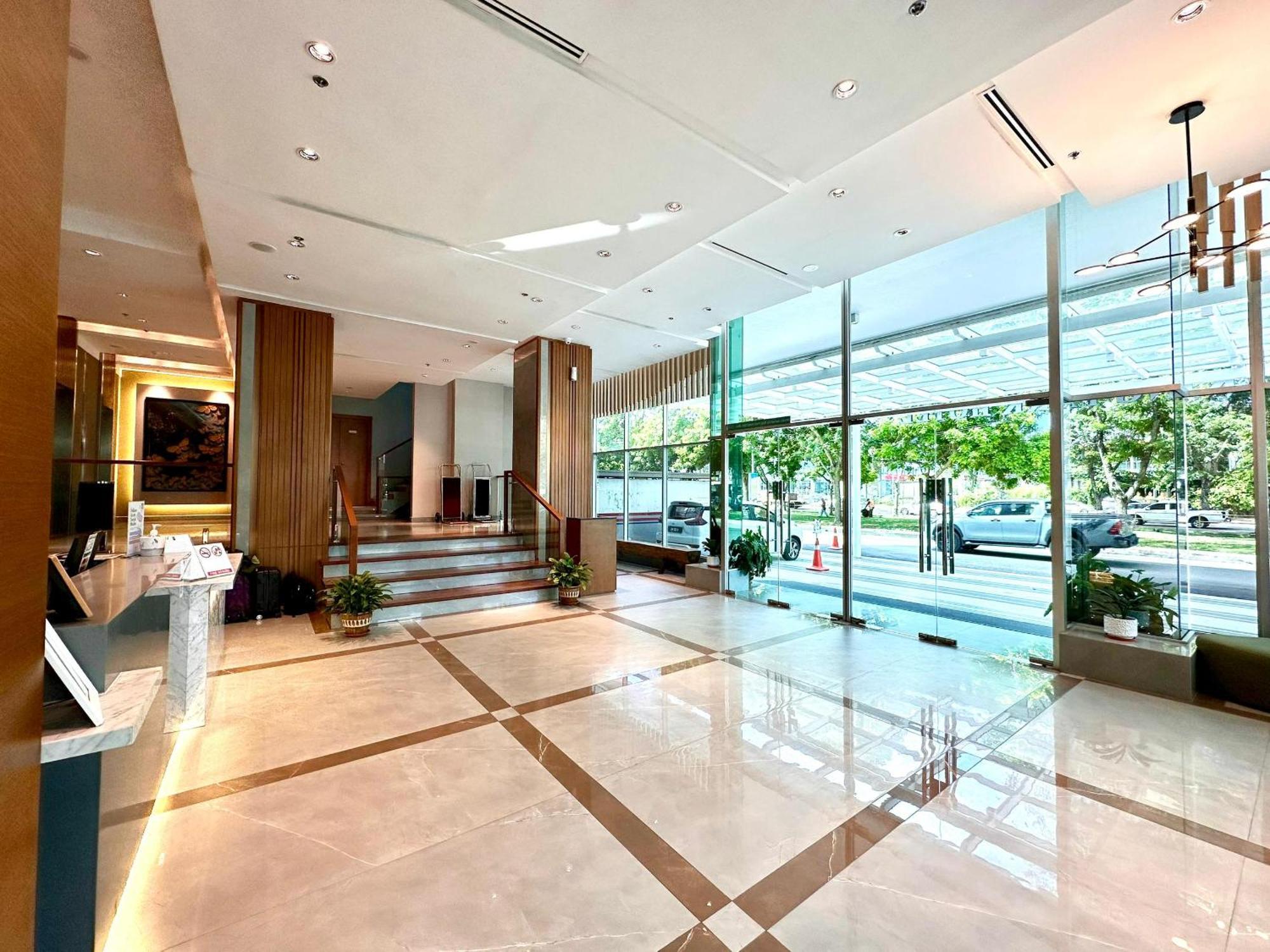 King Park Hotel Kota Kinabalu Kültér fotó